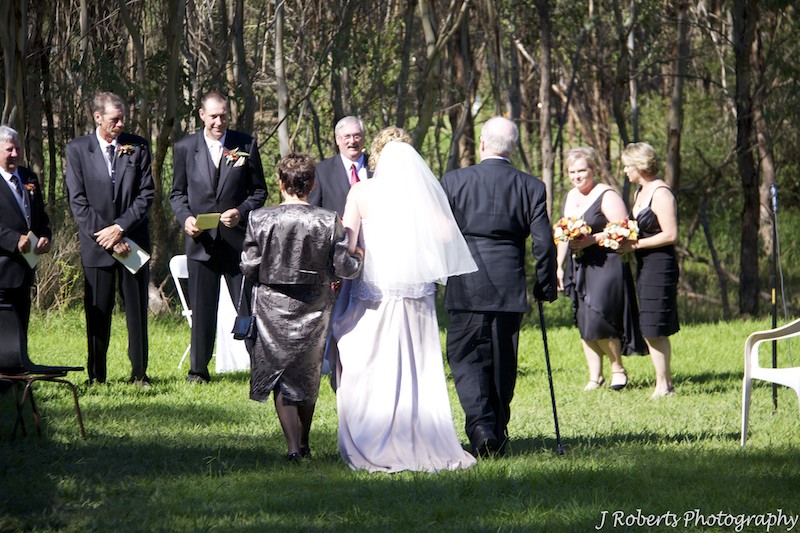 Bride greeting groom - wedding photography sydney
